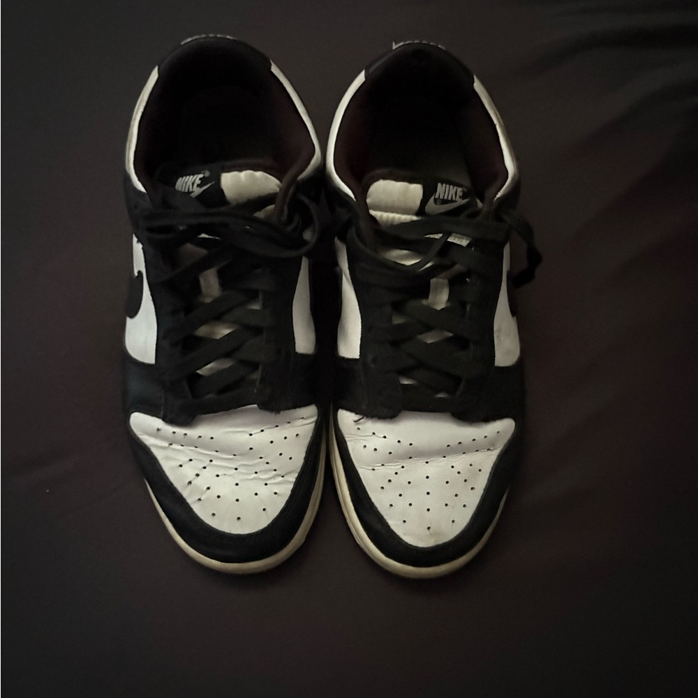 Nike Men's Black and White Sneakers